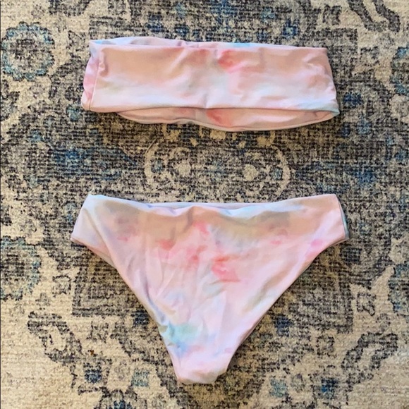 Bikini set - Picture 2 of 2